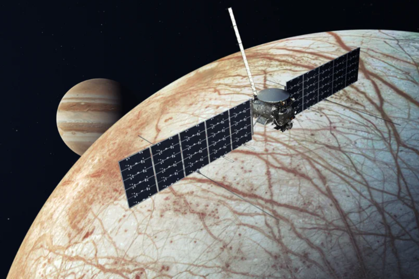 An artist’s concept of NASA’s Europa Clipper spacecraft.